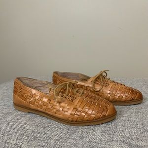 Vintage - Coasters - Woven Lace Up Leather Shoes
